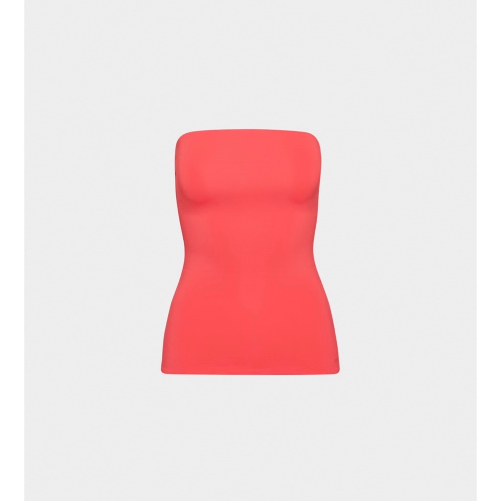 Aritzia Original Contour Hip Tube Top in cherry red, size XS